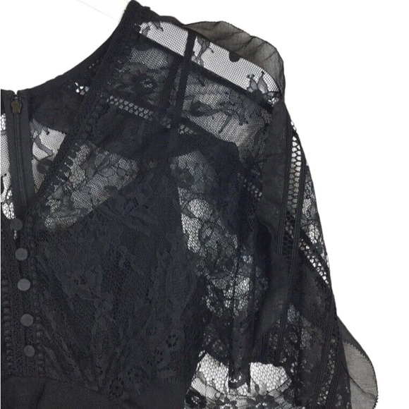 Self Portrait Black Lace Shoulder Top size 10 - Picture 6 of 8